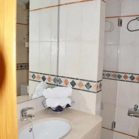 Apartamento Duplex Con Terraza En La Plaza De Andalucia